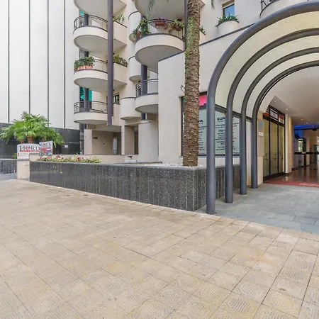 Des Etrangers Апартаменты