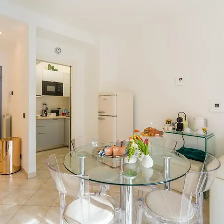 Apartment Des Etrangers *