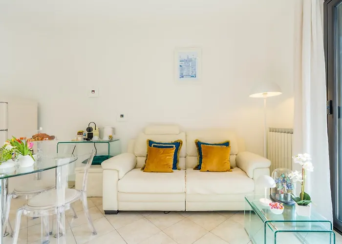 Apartment Des Etrangers