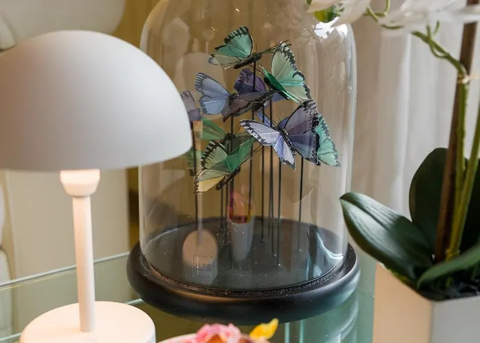 Des Etrangers Апартаменты