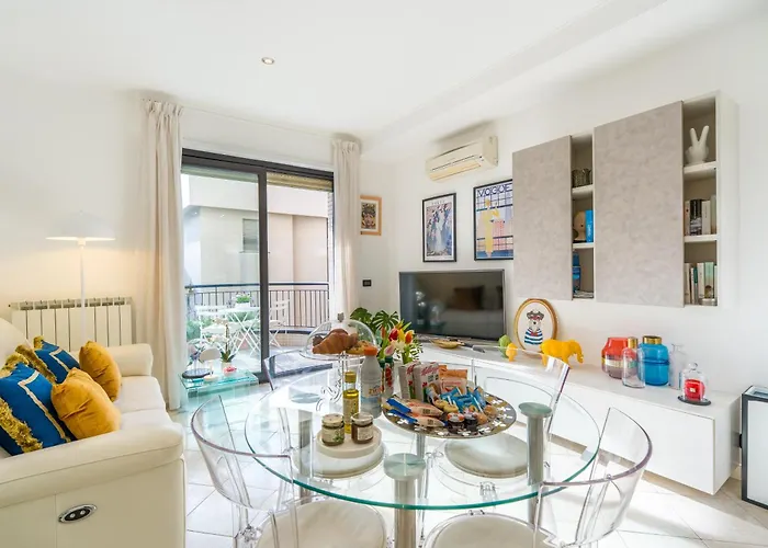 Des Etrangers Апартаменты *